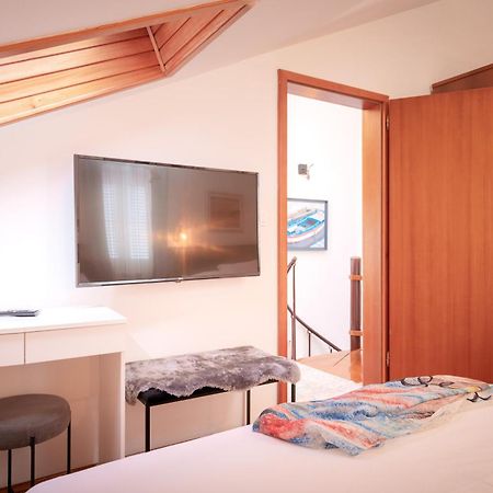 Kalina Deluxe Apartments Jelsa  Eksteriør bilde
