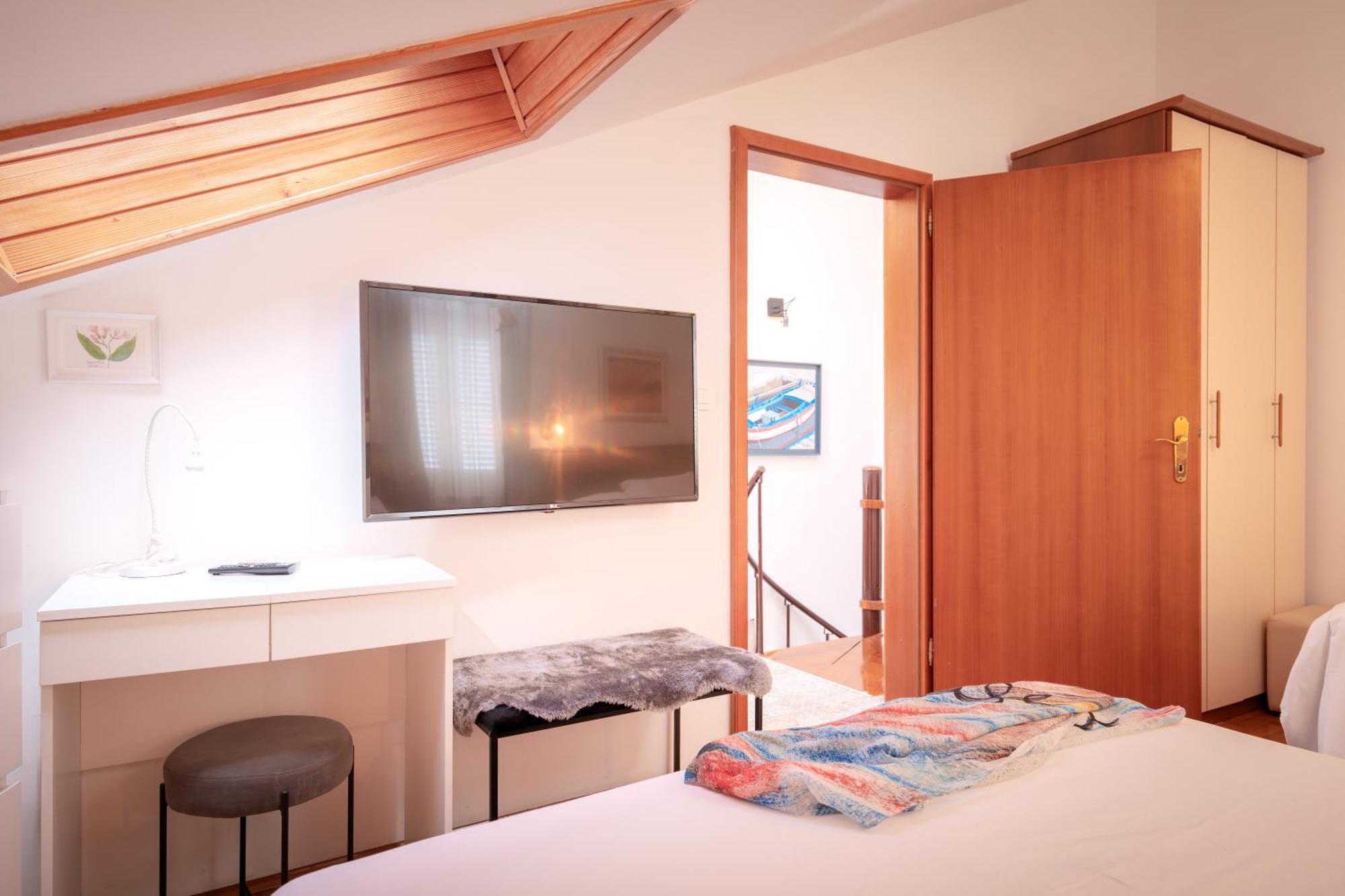 Kalina Deluxe Apartments Jelsa  Eksteriør bilde