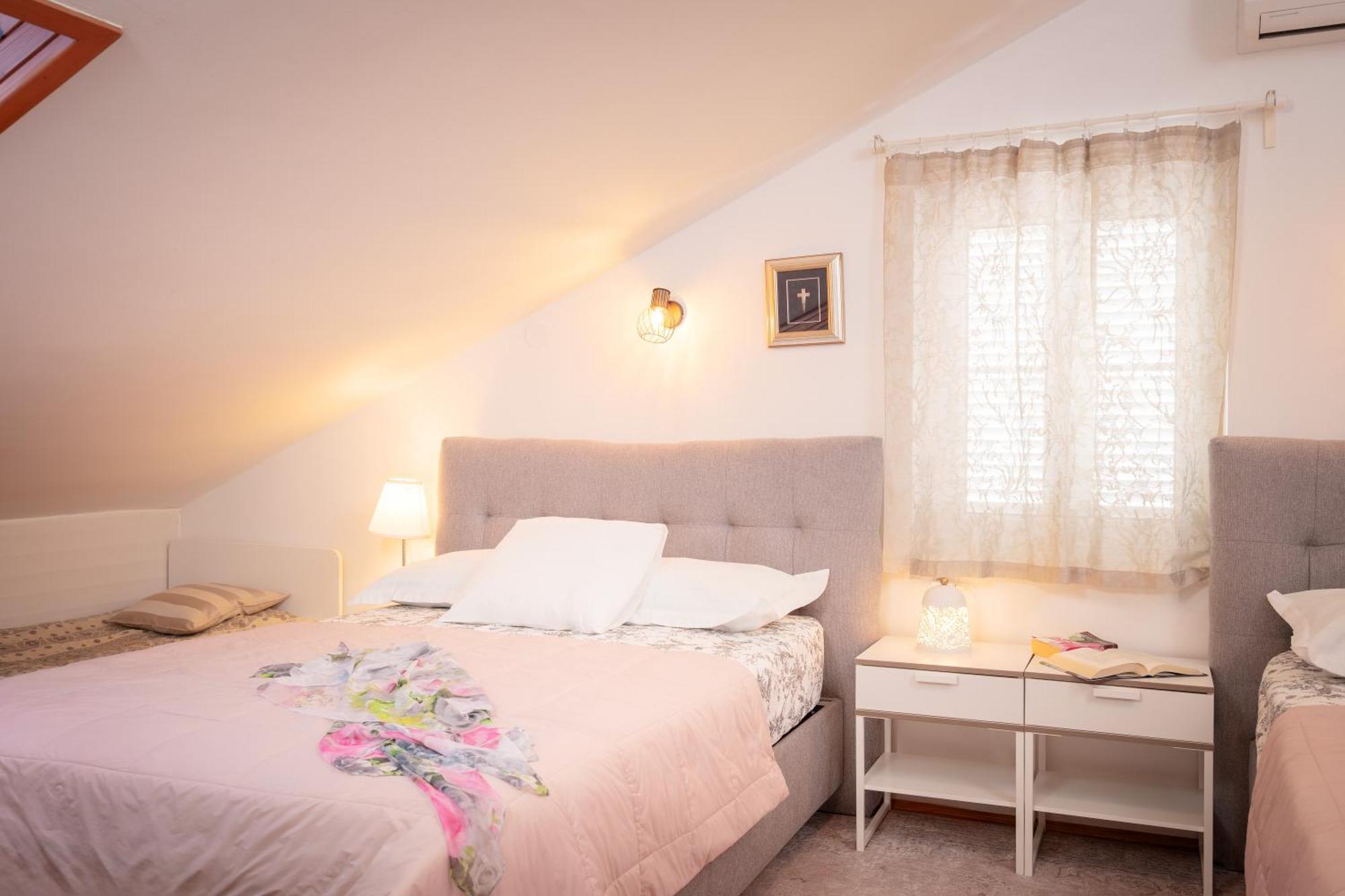 Kalina Deluxe Apartments Jelsa  Eksteriør bilde